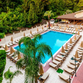 Отель Julian Forest Suites  Мармарис